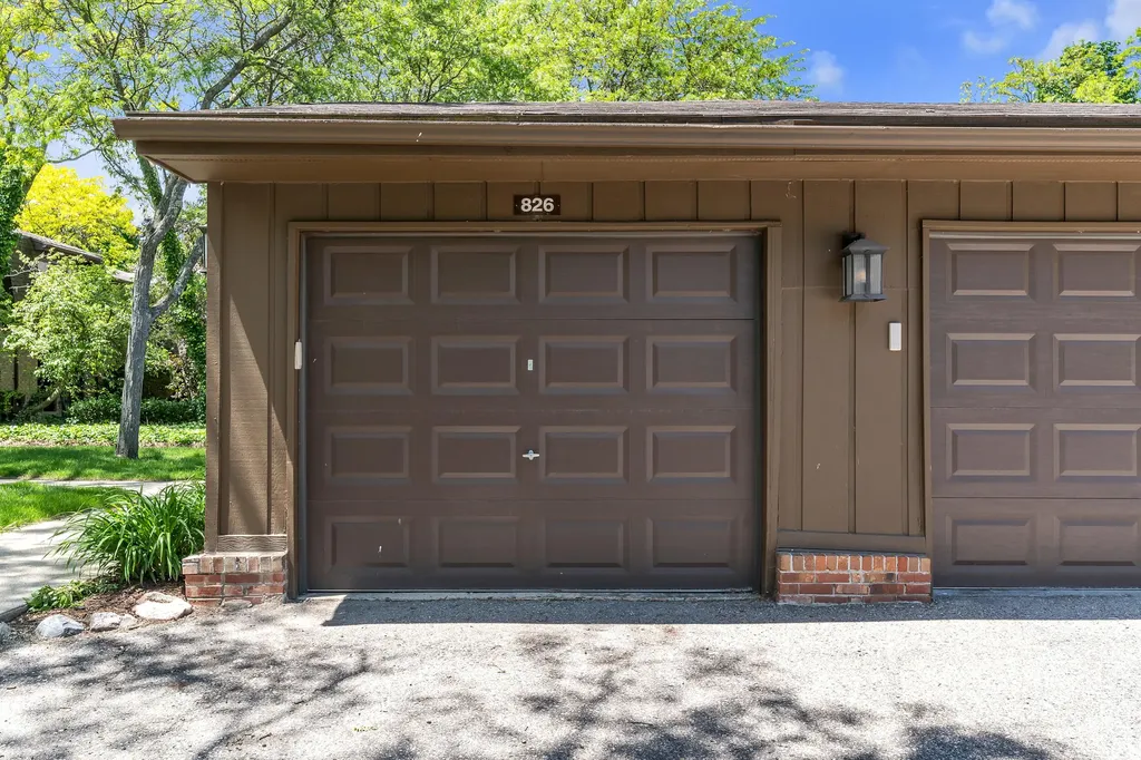 826 Earhart Road Ann Arbor City MI 48105
