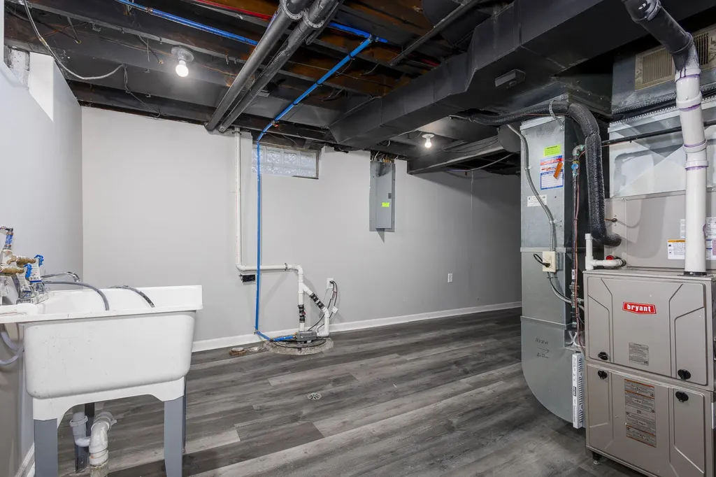 2108 E 4th Street Royal Oak City MI 48067