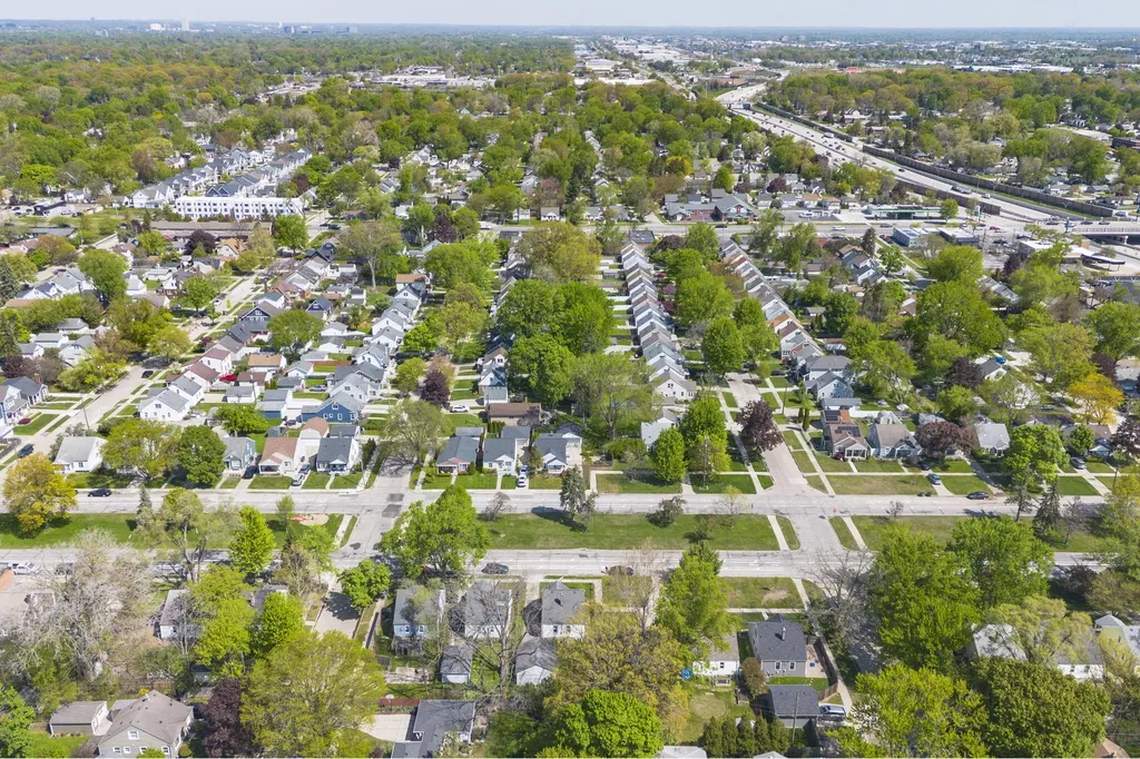 2108 E 4th Street Royal Oak City MI 48067