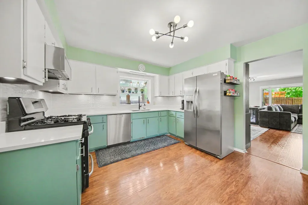 17 Sycamore Drive Chelsea City MI 48118