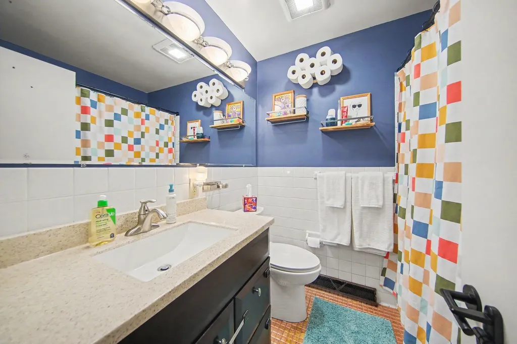 17 Sycamore Drive Chelsea City MI 48118