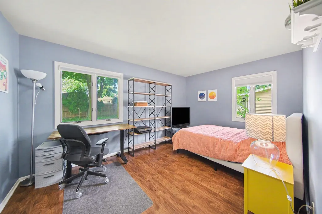 17 Sycamore Drive Chelsea City MI 48118