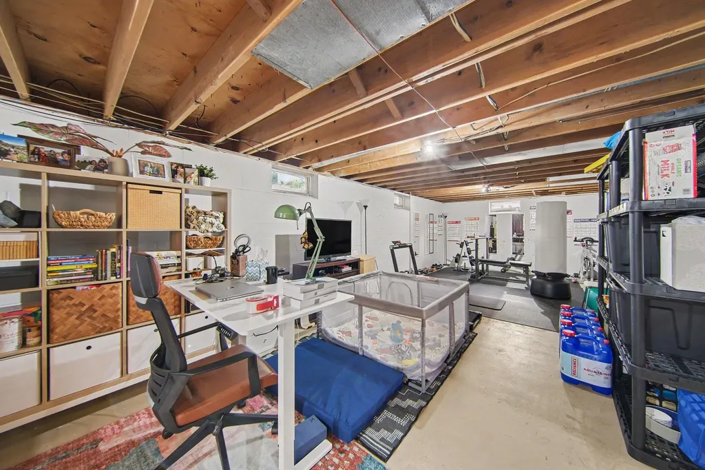 17 Sycamore Drive Chelsea City MI 48118
