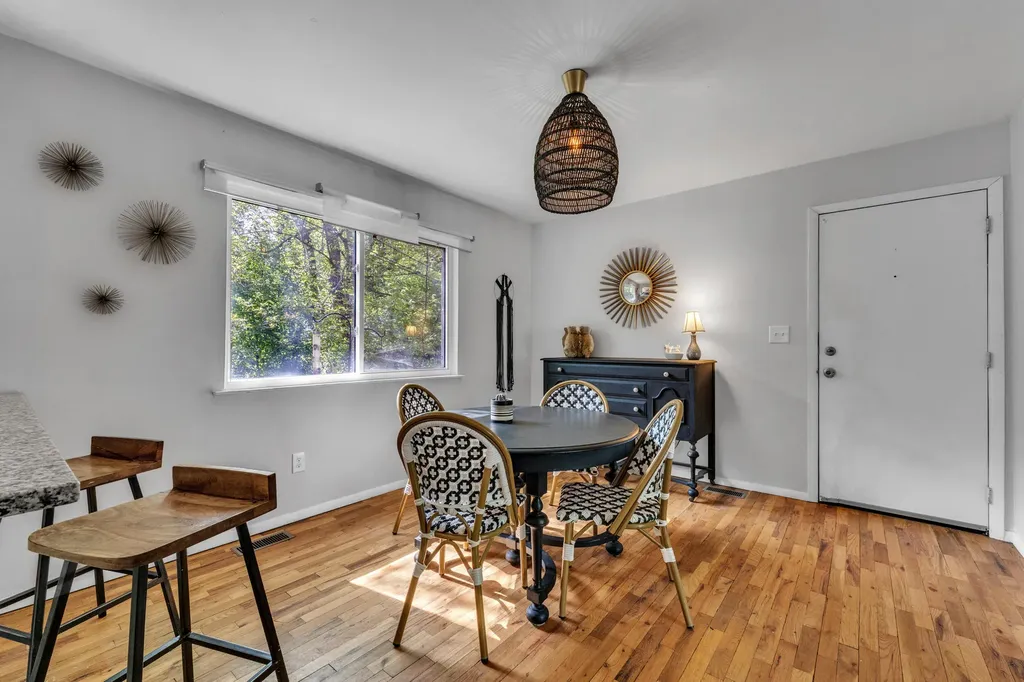 2350 Hilldale Drive Ann Arbor City MI 48105