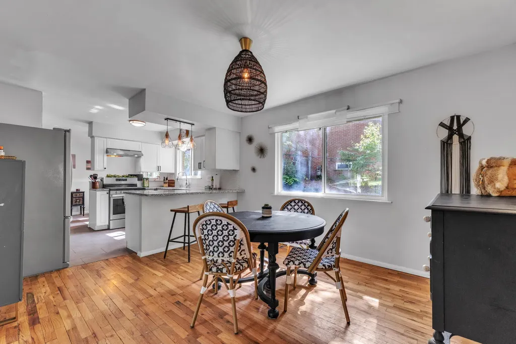 2350 Hilldale Drive Ann Arbor City MI 48105