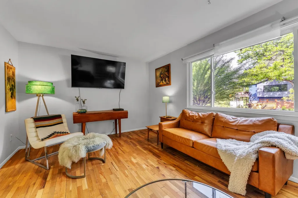 2350 Hilldale Drive Ann Arbor City MI 48105