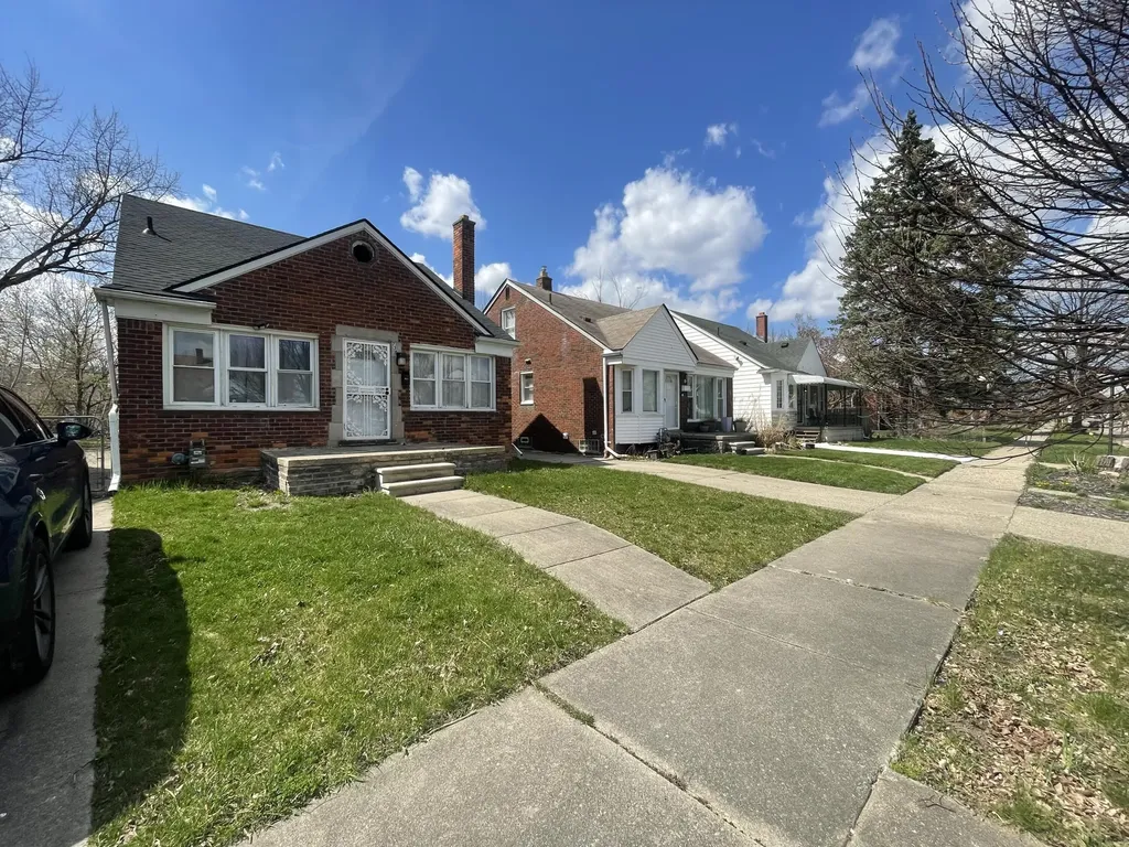 7387 Minock Street Detroit City MI 48228