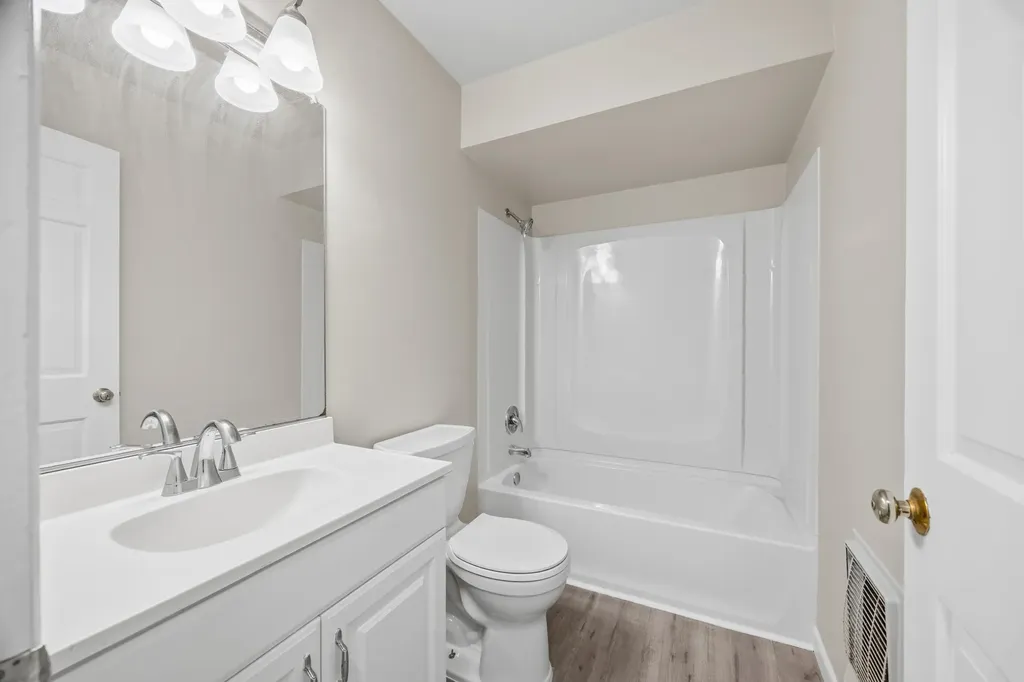 1680 Tudor Drive Ann Arbor City MI 48103