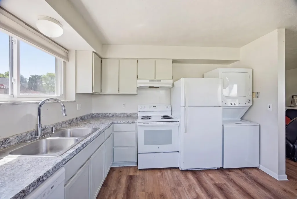 1680 Tudor Drive Ann Arbor City MI 48103