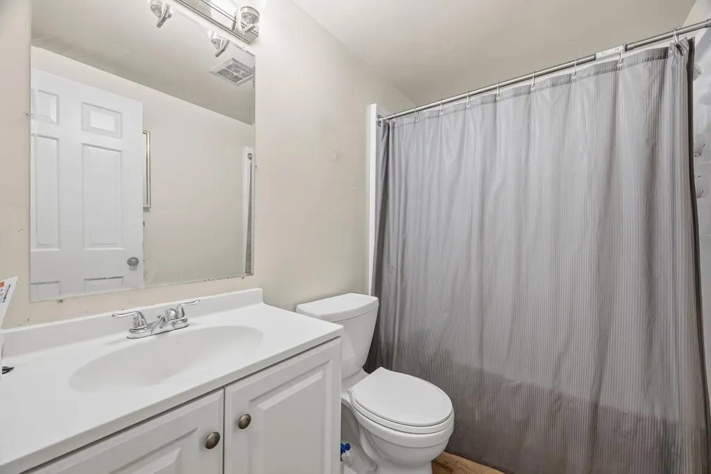 1680 Tudor Drive Ann Arbor City MI 48103