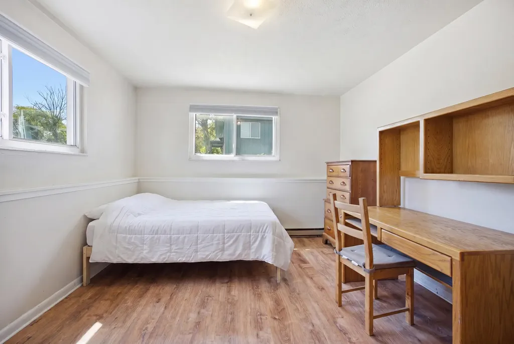 1680 Tudor Drive Ann Arbor City MI 48103