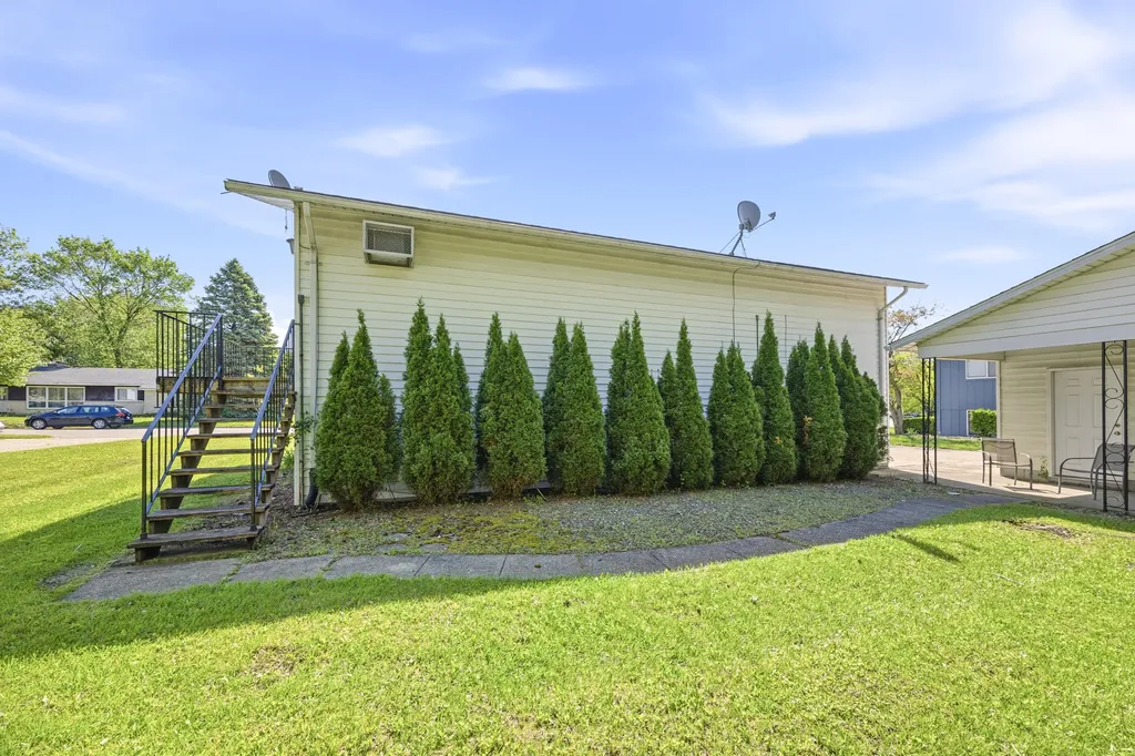 1680 Tudor Drive Ann Arbor City MI 48103