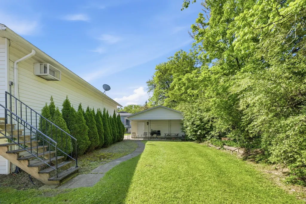1680 Tudor Drive Ann Arbor City MI 48103