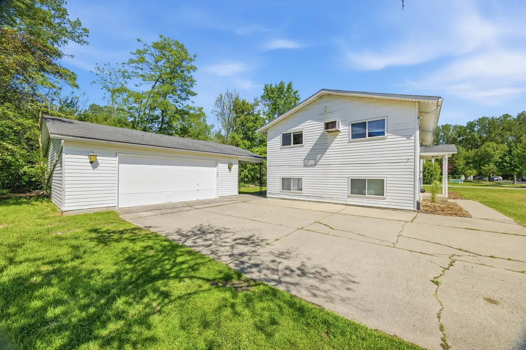 1680 Tudor Drive Ann Arbor City MI 48103