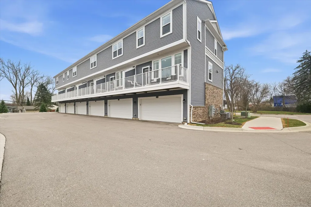 485 Jenny Way Brighton City MI 48116