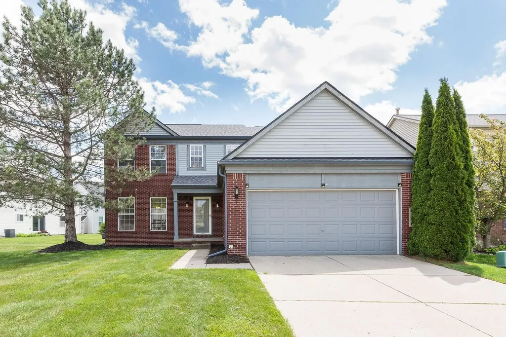 8876 Tamarack Lane Ypsilanti Charter Township MI 48197
