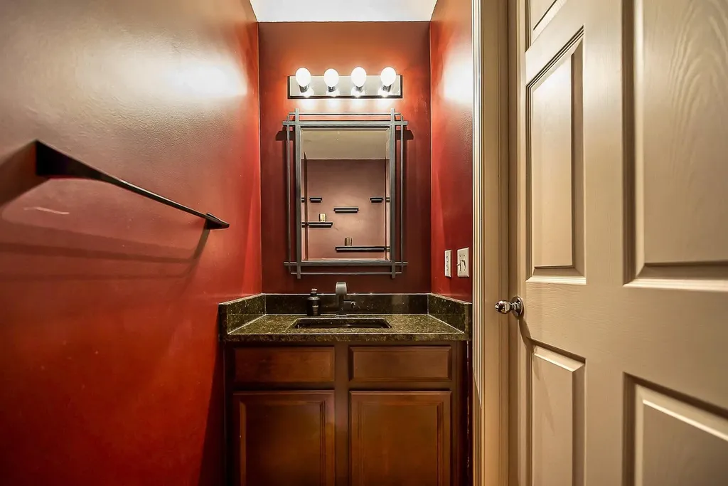 8876 Tamarack Lane Ypsilanti Charter Township MI 48197