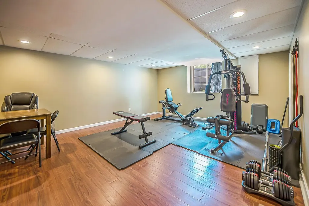 8876 Tamarack Lane Ypsilanti Charter Township MI 48197