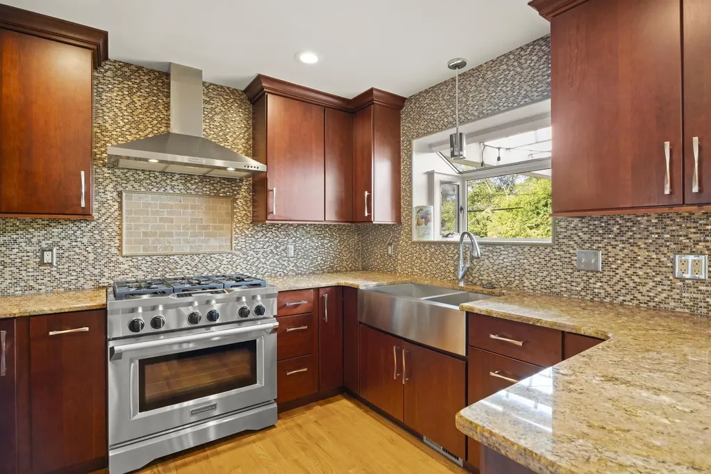 2694 Brady Drive Bloomfield Hills City MI 48304