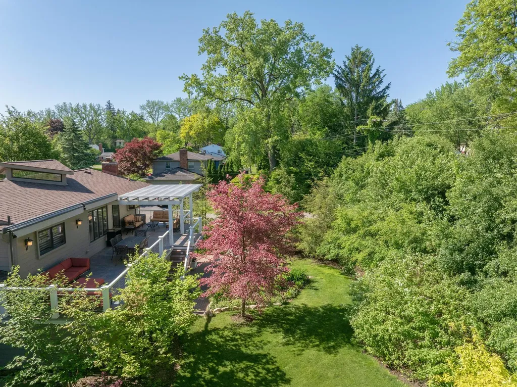 2694 Brady Drive Bloomfield Hills City MI 48304