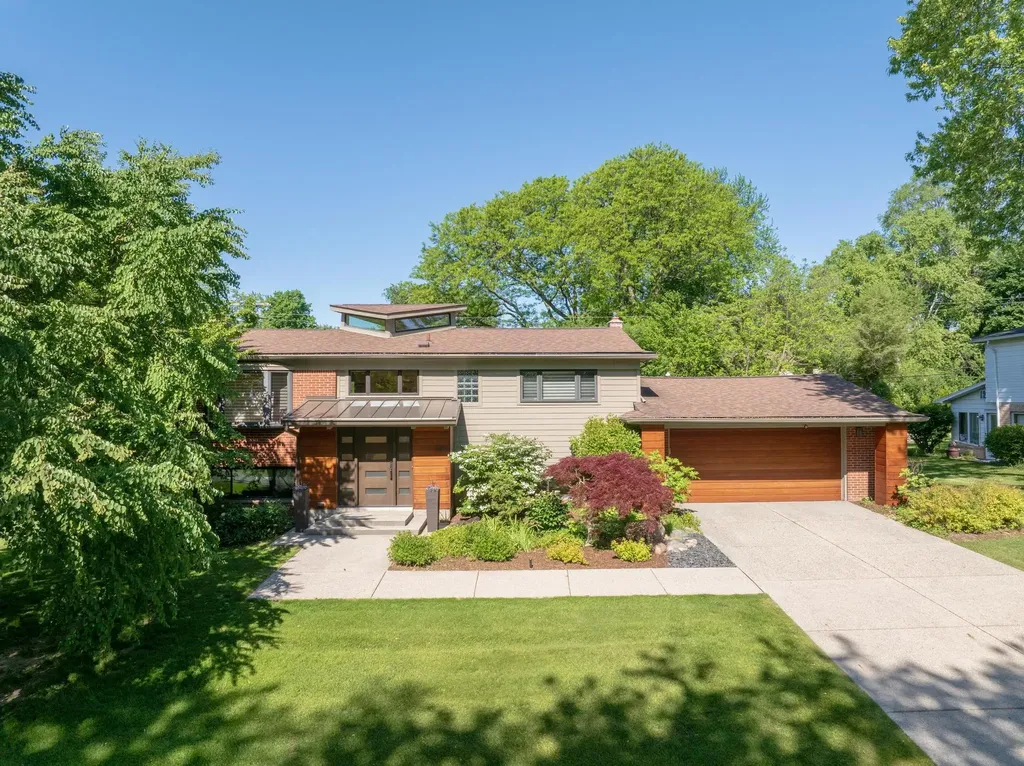 2694 Brady Drive Bloomfield Hills City MI 48304