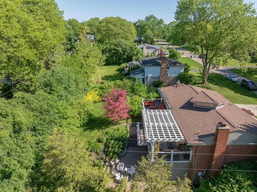 2694 Brady Drive Bloomfield Hills City MI 48304