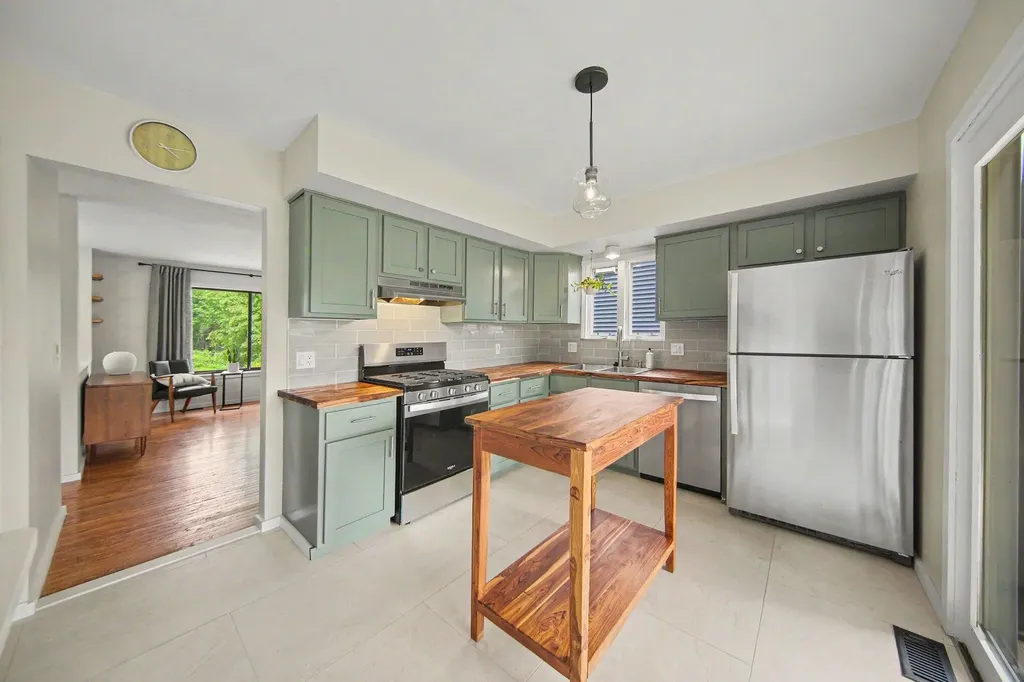 520 Carolina Avenue Ann Arbor City MI 48103