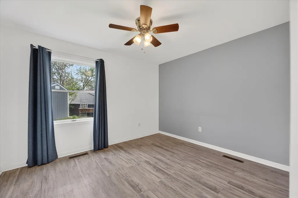 385 Hollywood Drive Saline City MI 48176