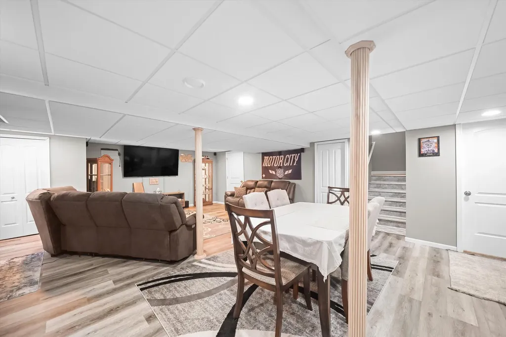 4132 Stone Post Road Berlin Charter Township MI 48166