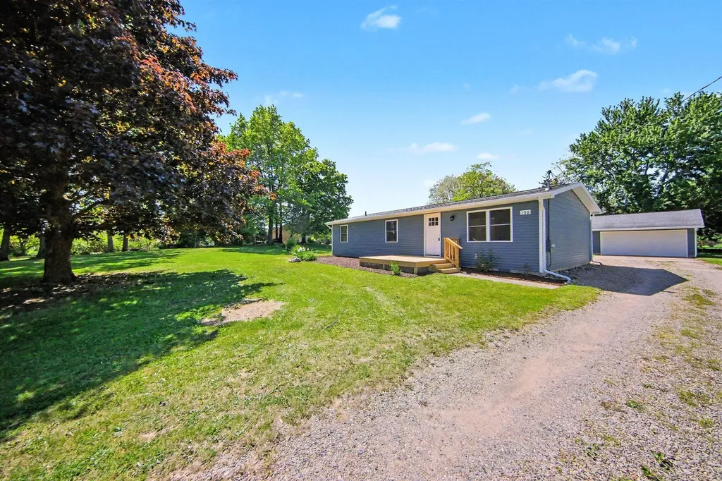 106 Orourke Court Columbia Township MI 49230