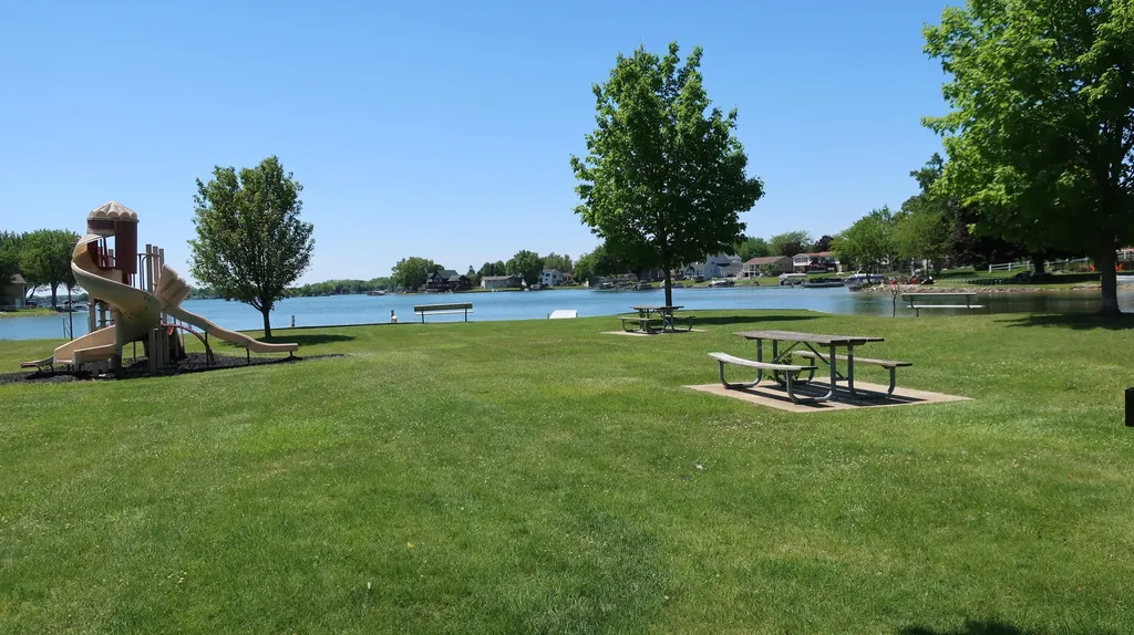 106 Orourke Court Columbia Township MI 49230