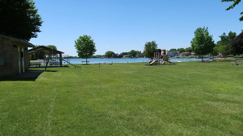 106 Orourke Court Columbia Township MI 49230