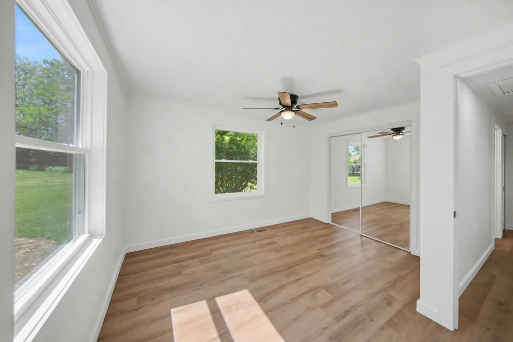 106 Orourke Court Columbia Township MI 49230