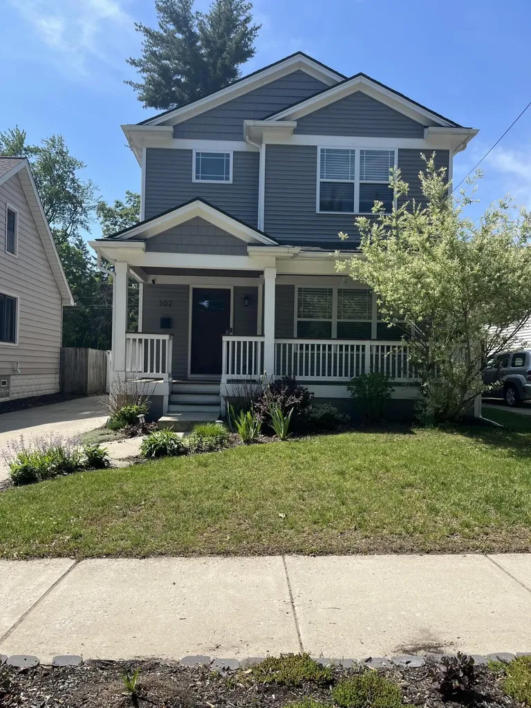 302 Dewey Street Royal Oak City MI 48067