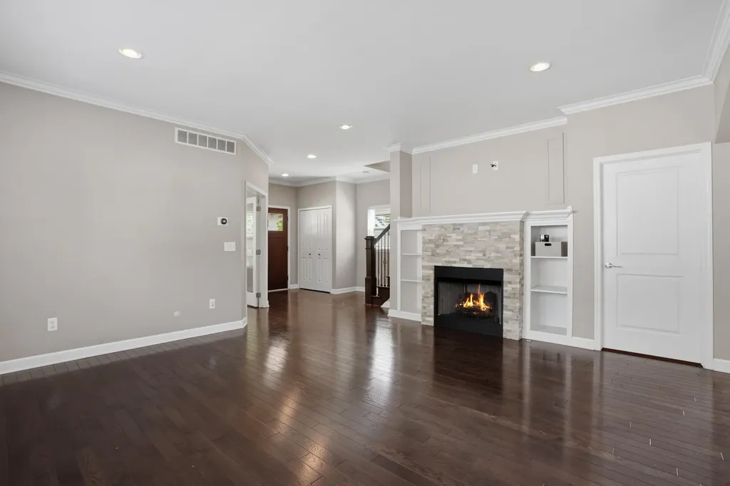 302 Dewey Street Royal Oak City MI 48067