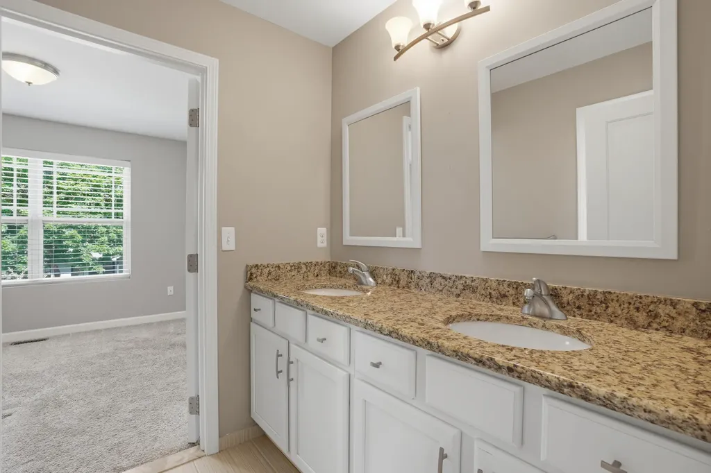 302 Dewey Street Royal Oak City MI 48067