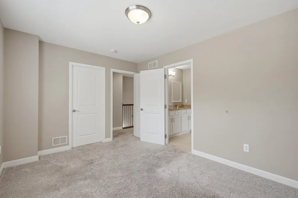 302 Dewey Street Royal Oak City MI 48067