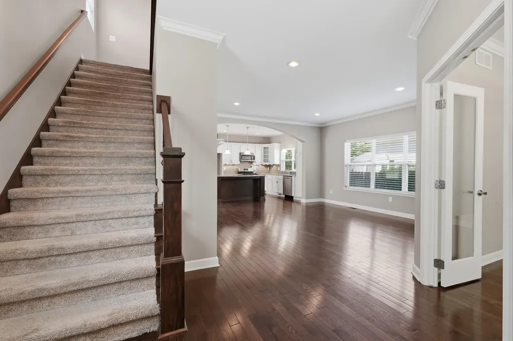 302 Dewey Street Royal Oak City MI 48067