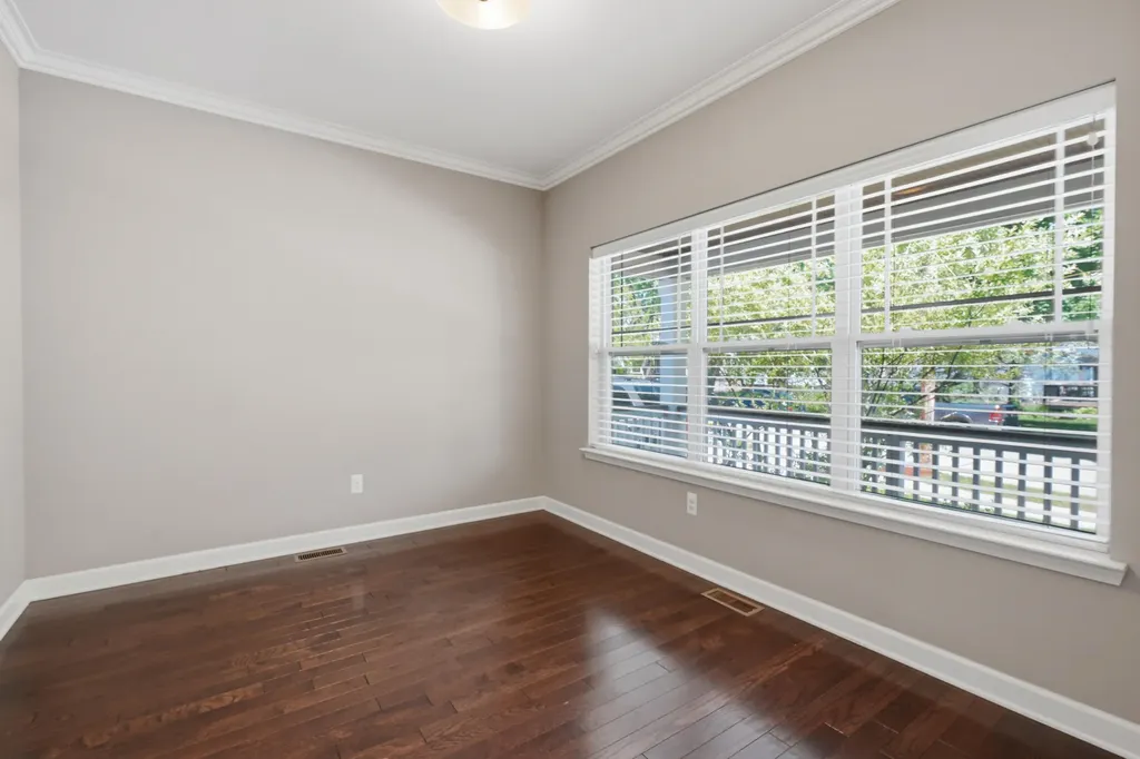 302 Dewey Street Royal Oak City MI 48067