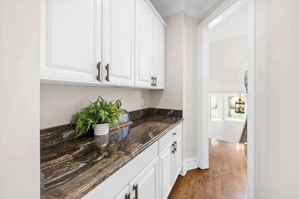 46571 Galway Drive Novi City MI 48374