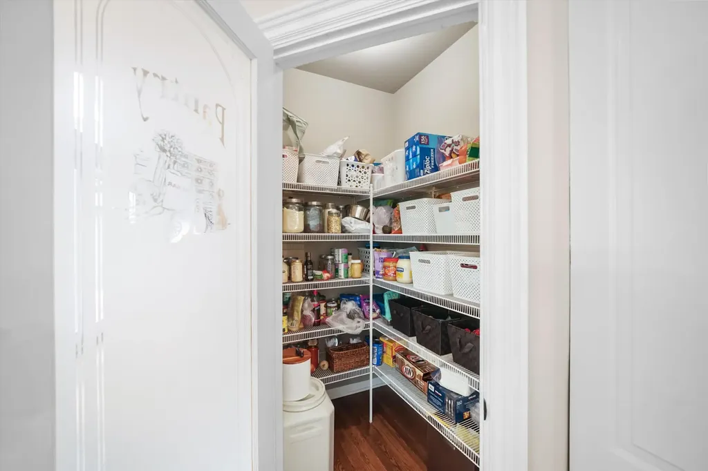 46571 Galway Drive Novi City MI 48374