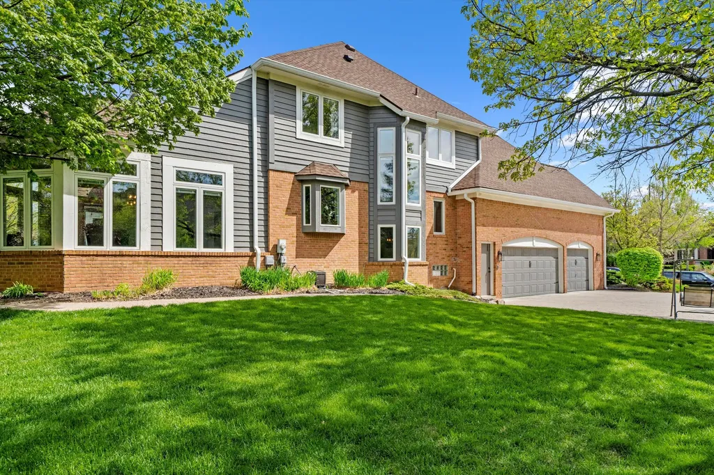 46571 Galway Drive Novi City MI 48374