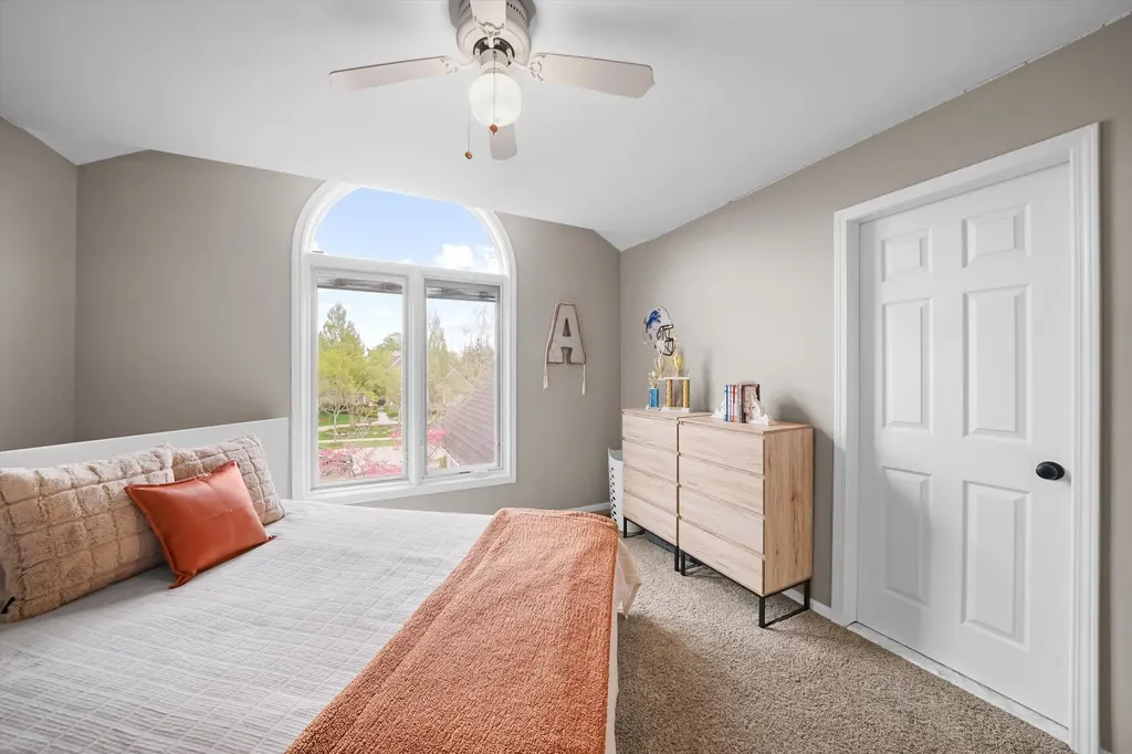 46571 Galway Drive Novi City MI 48374
