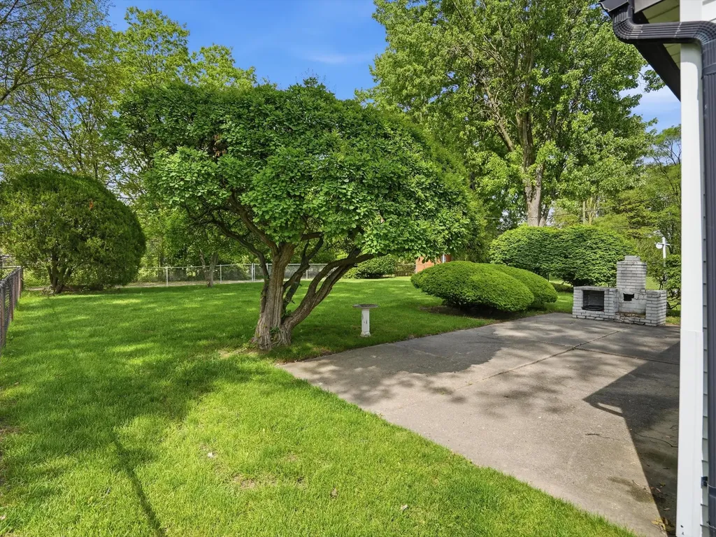 12641 Raleigh Drive Sterling Heights City MI 48313