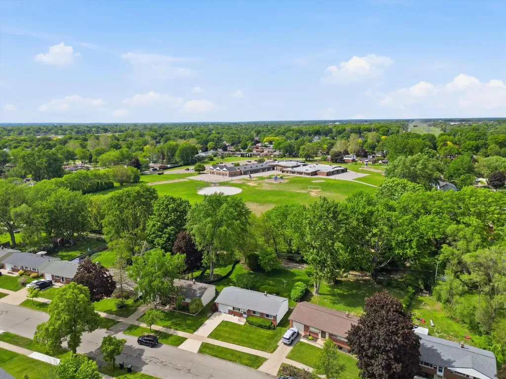 12641 Raleigh Drive Sterling Heights City MI 48313
