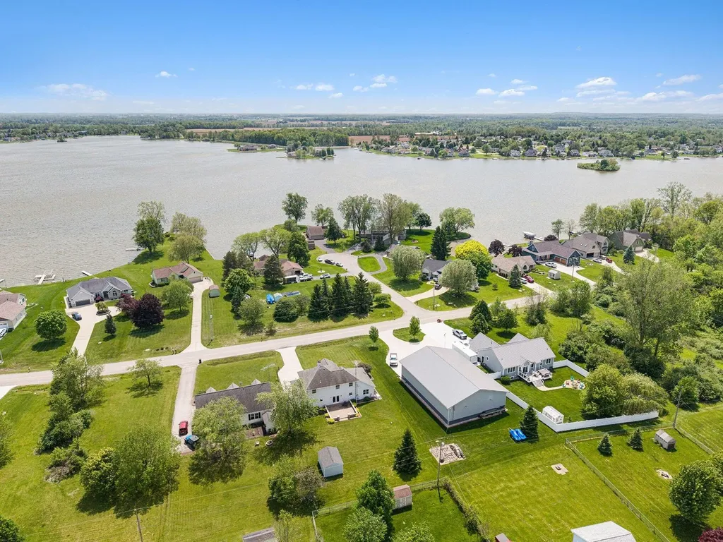 7496 Kingsley Drive Cambridge Township MI 49265