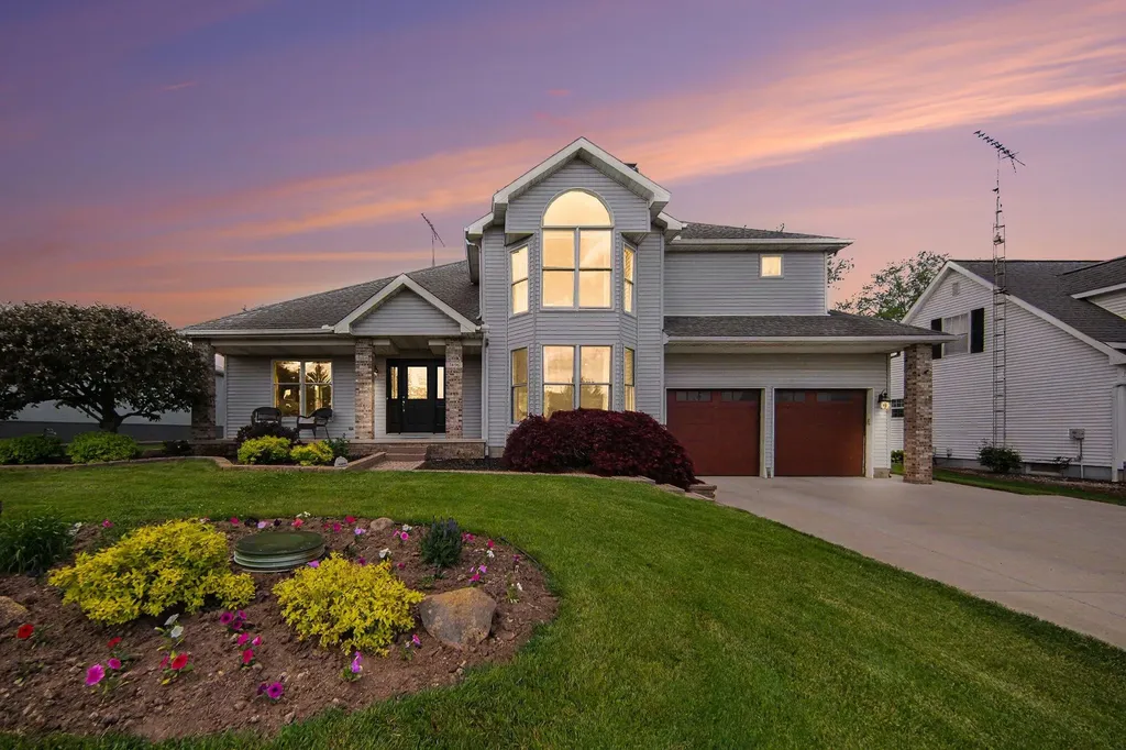 7496 Kingsley Drive Cambridge Township MI 49265