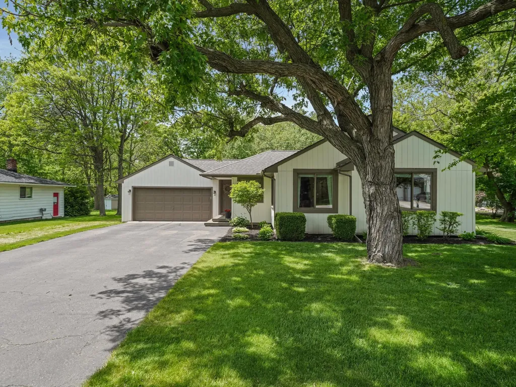 2938 Dearborn Avenue Rochester Hills City MI 48309