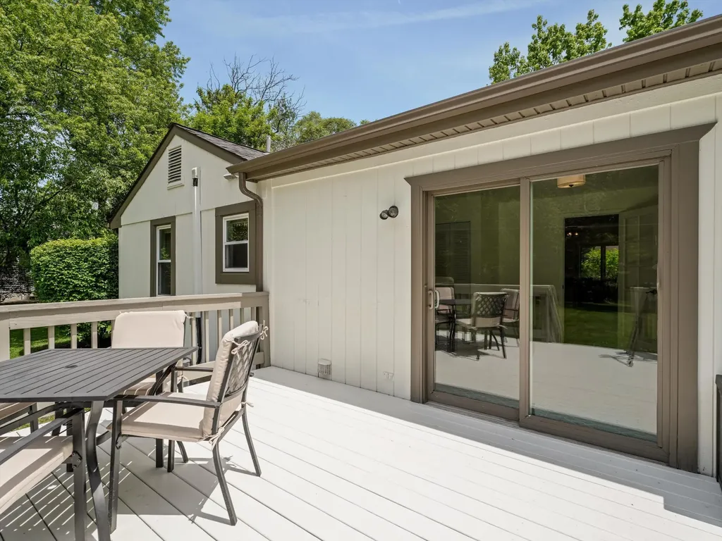 2938 Dearborn Avenue Rochester Hills City MI 48309