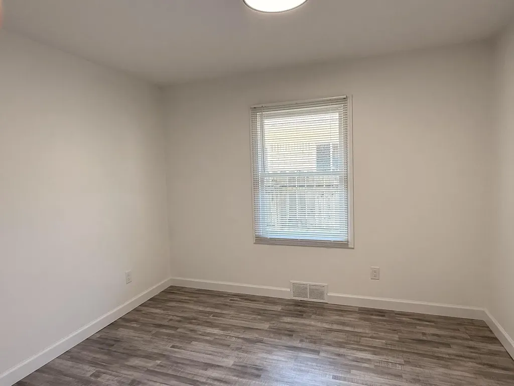 6145 N Dowling Avenue Westland City MI 48185